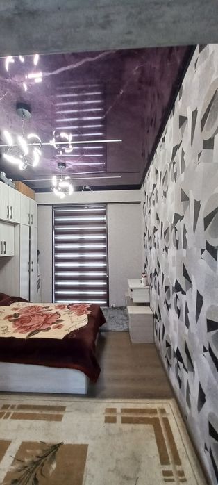 Сергилида 3 хонали уй сотаман уй узимики  75 000 у е келишамиз пулига