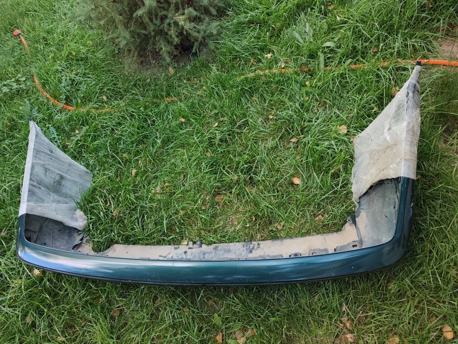 Бампер BMW E-36.