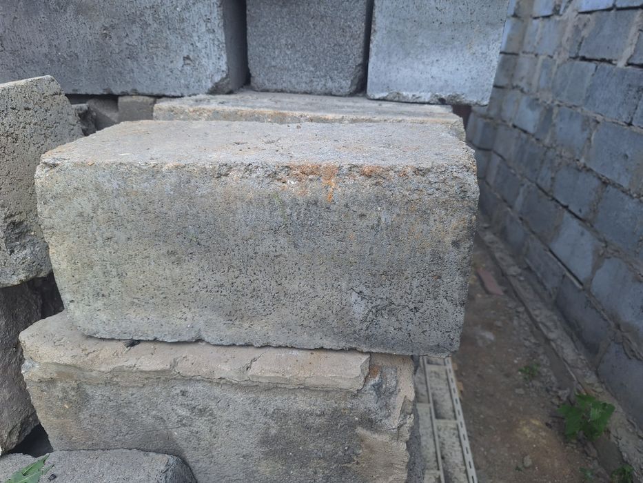 Продам кирпич Шлакоблок