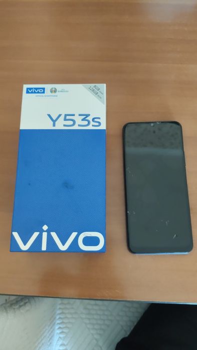 Телефон Vivo Y53S