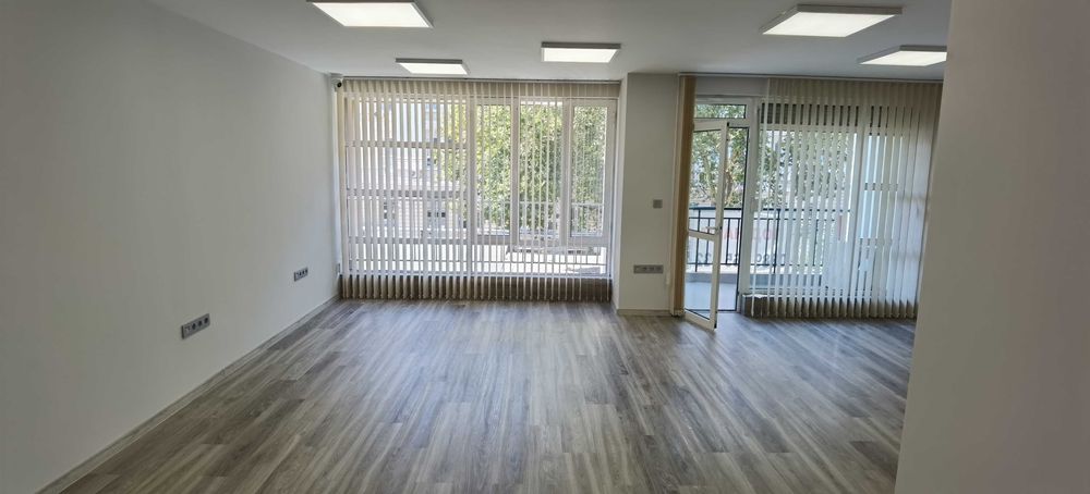 Дава се под наем Офис в Пловдив, Център - 130 кв.м за 1581 € - Снимка #5