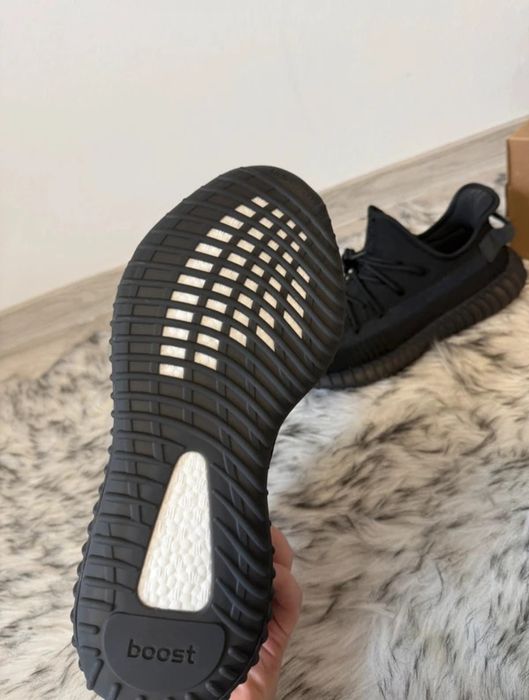 De vânzare yezzy 350 41 și 42