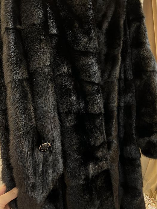Продается женская шуба натуральная