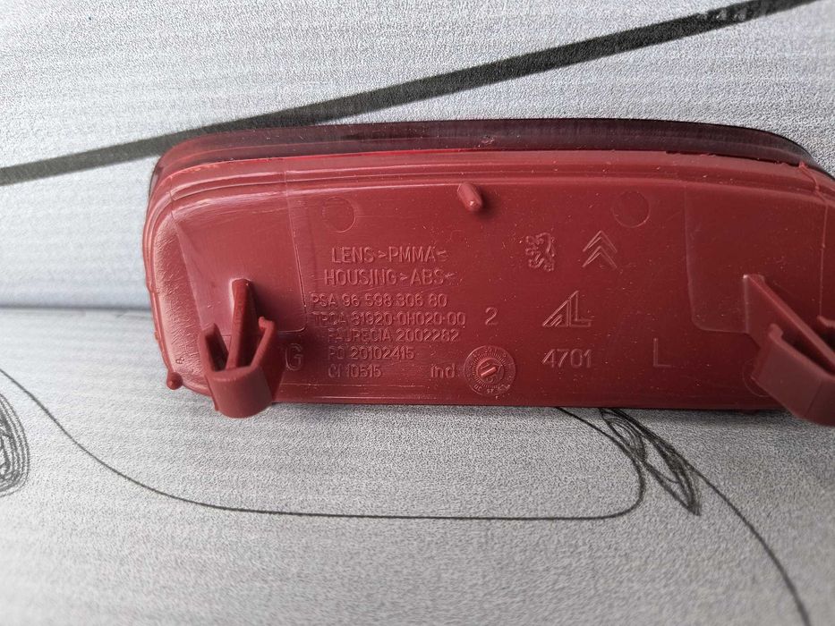 Catadioptru Bara Spate Stanga Fiat Scudo 2009 / 2007-2016 Cod OEM 9659830680 (5B2)