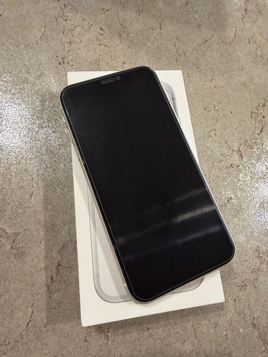 Apple iPhone 11 , 64GB