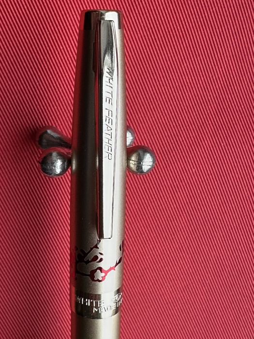 Stilou chinezesc White Feather