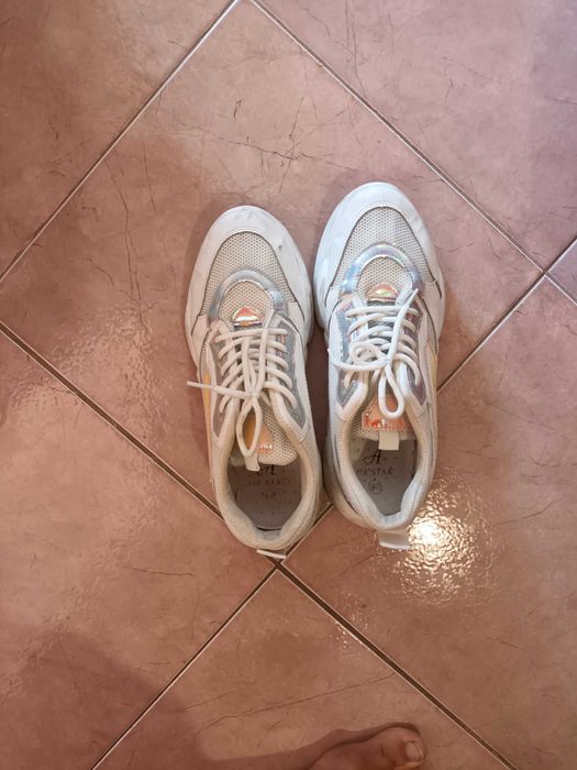 Reebok , Liu Jo,шарени ,Nike 40р , Lacoste,44р,Champion CANNA 39р.нови