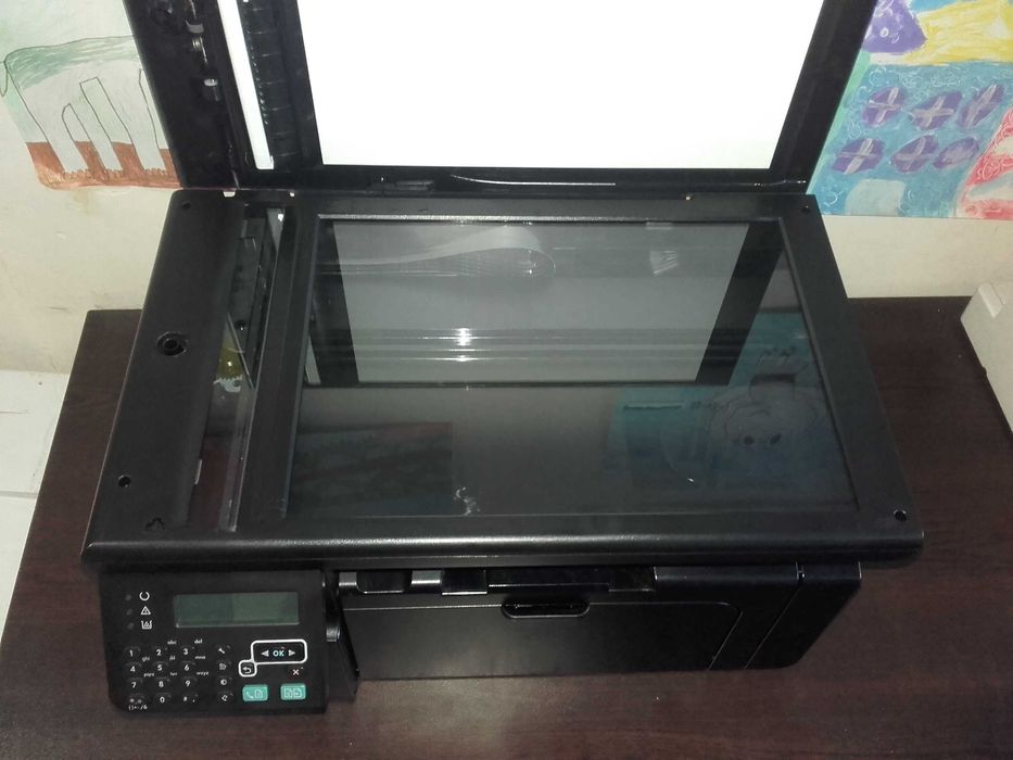 Като нов! Лазерен принтер,скенер и копир 3 в 1 HP LaserJet M1212nf MFP с мрежа и ADF