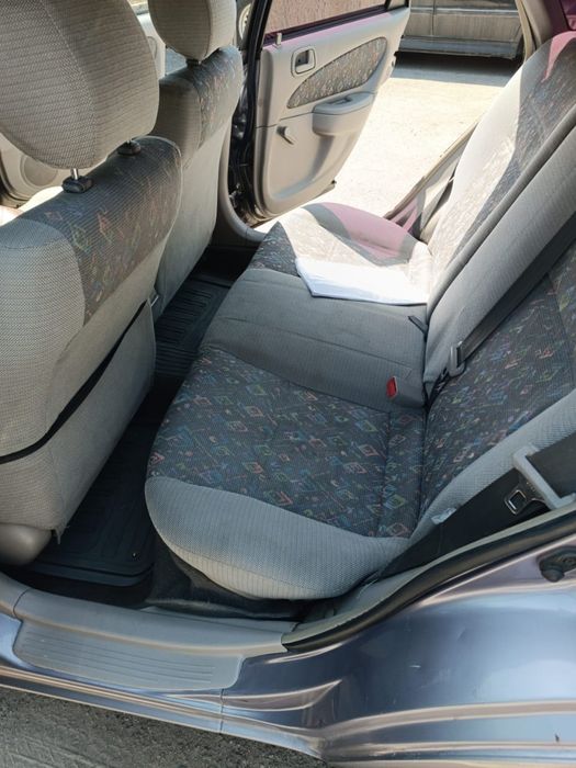 Продаётся Toyota Corolla 1.3L