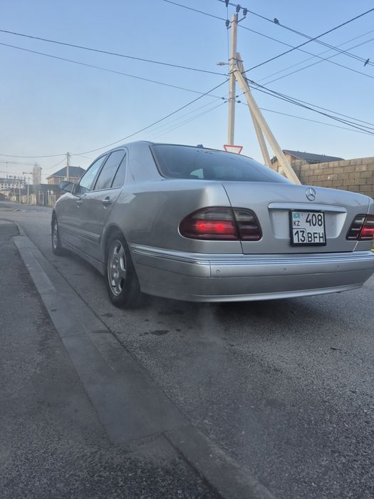 Мерседес w210  е280