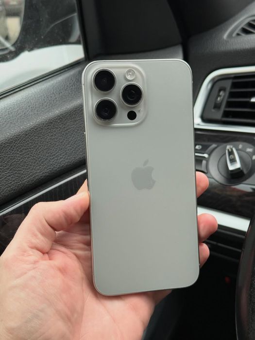 15 Pro Max Natural titanium 256 gb 90%