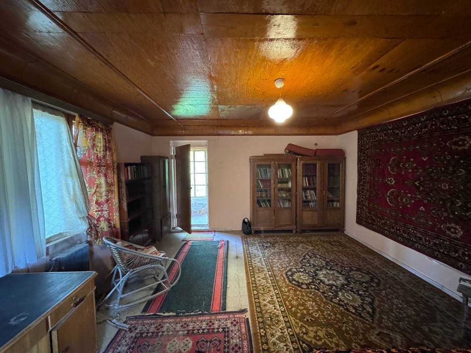 Продаётся дача в виде Замка 18 соток Кибрайский район пос.Май=