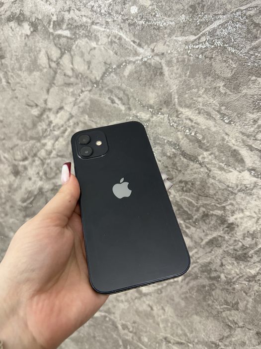 Продам iphone 12