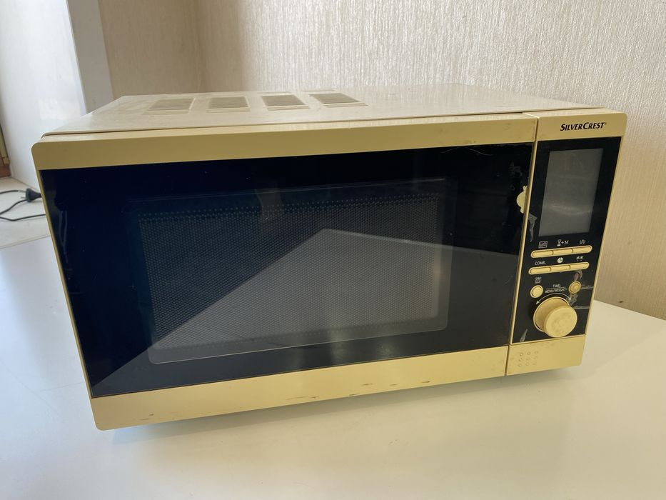 Продаю микроволновку, нерабочая