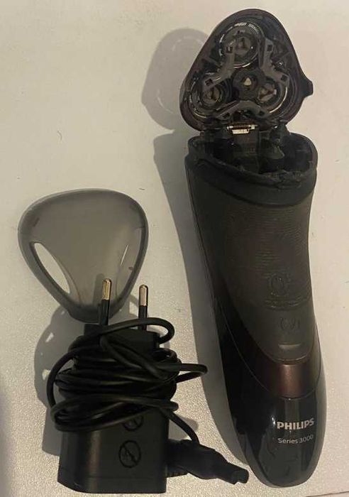 Philips Series 3000 Електрическа самобръсначка