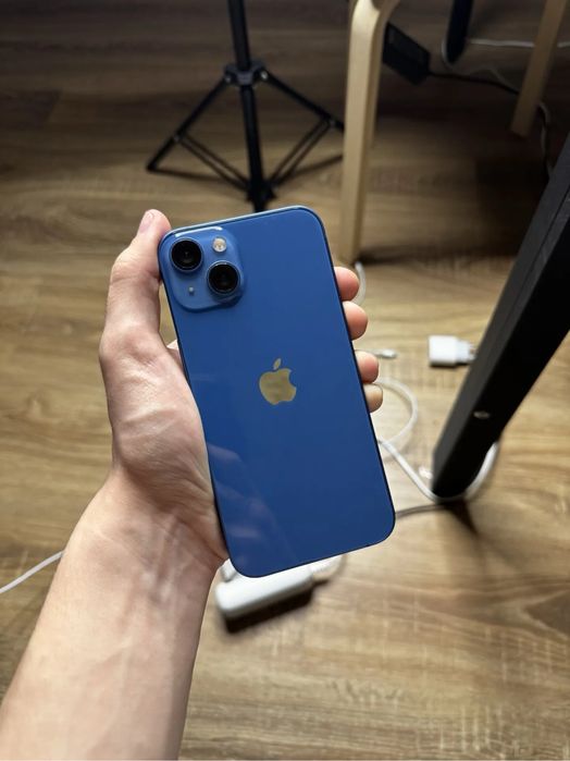 iphone 13 в хорошем состояний