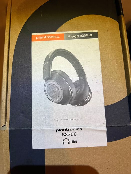 Casti Plantronics Voyager B8200 UC