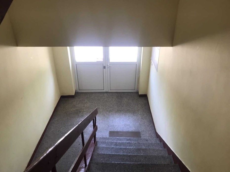 Дава се под наем Едностаен апартамент в Плевен, Сторгозия - 30 кв.м за 178.5 € - Снимка #8