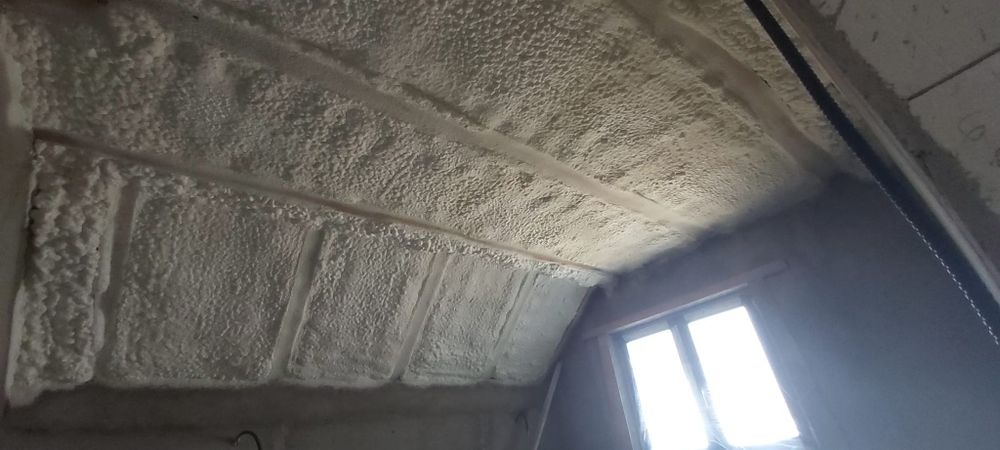 Izolatie profesionala cu spuma poliuretanica