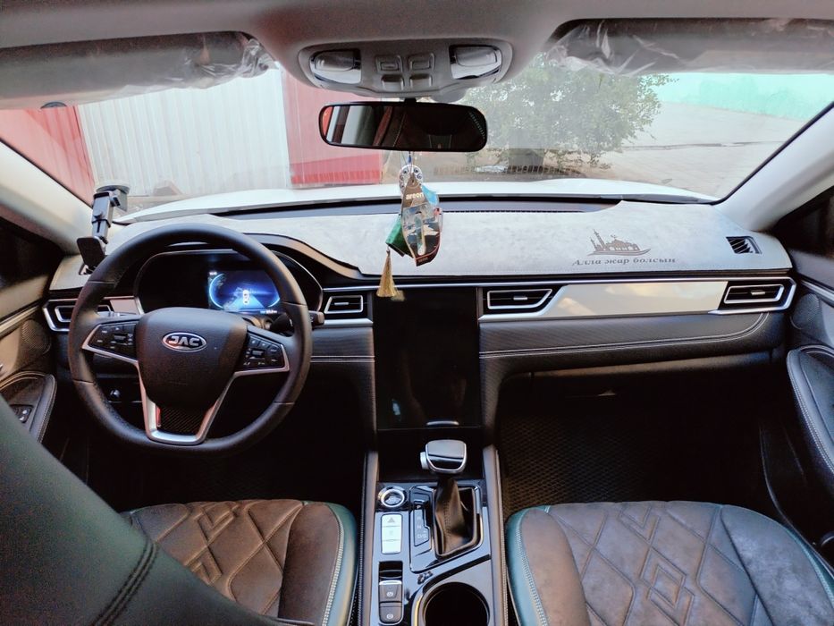 Продам Jac J7 новый