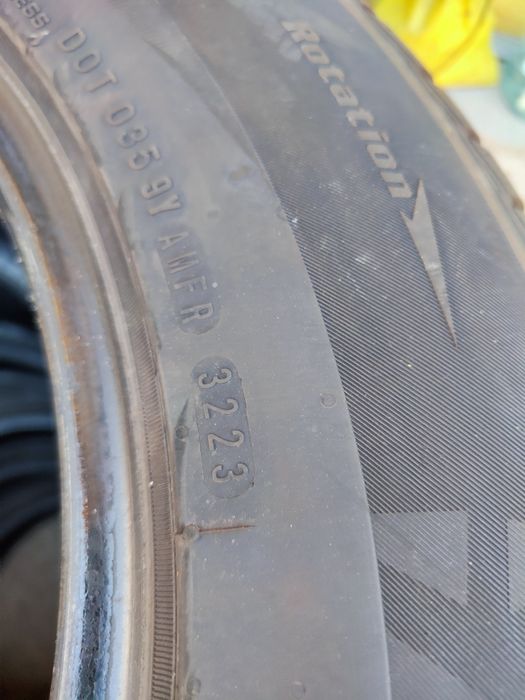 2 бр зимни 235/65/17 Nexen 23г