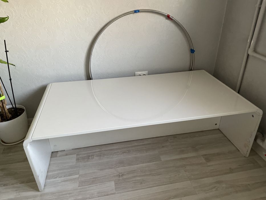 Журнальный стол