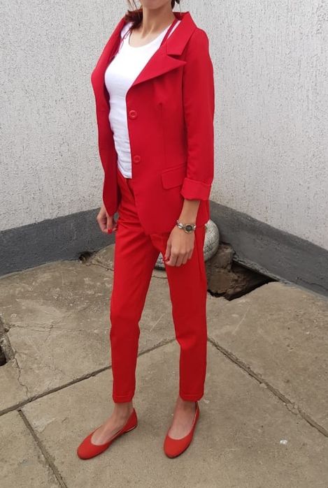 Продаётся костюм двойка