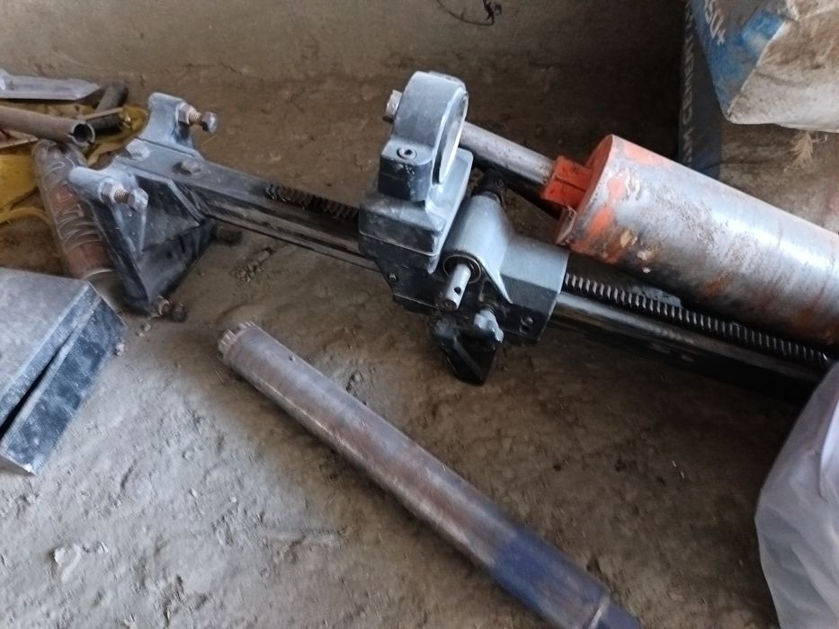 Stoyka almazniy bur uchun