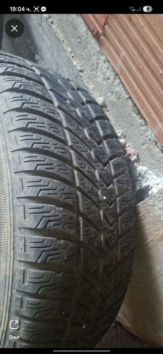 Продавам конплект джанти с гуми 16 ски