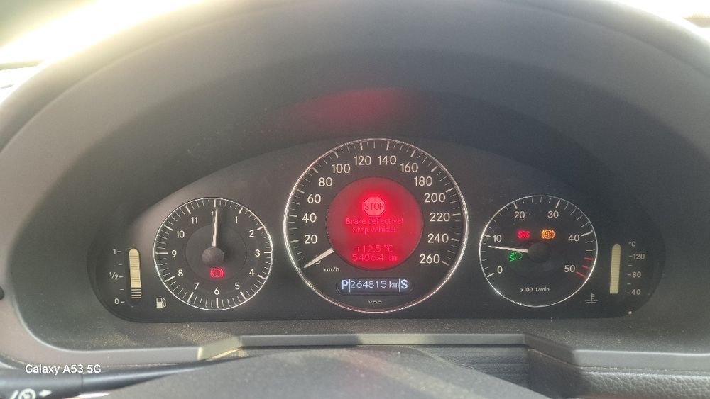 Mercedes Benz E220 w211