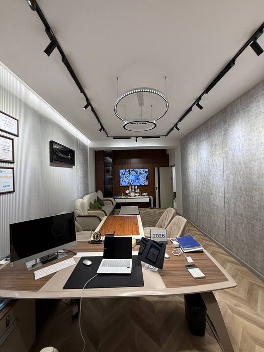 Продается 6 комнатная нежилое квартира под офис и любой бизнес. Кушбег