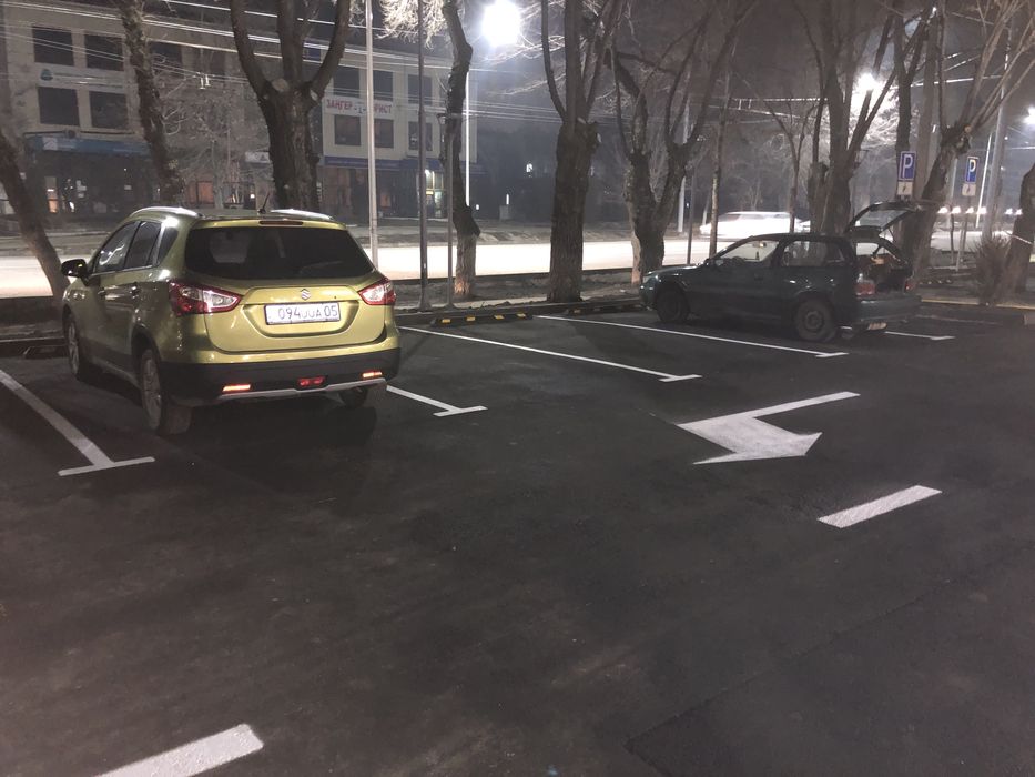 Разметка дорог и пешеходов