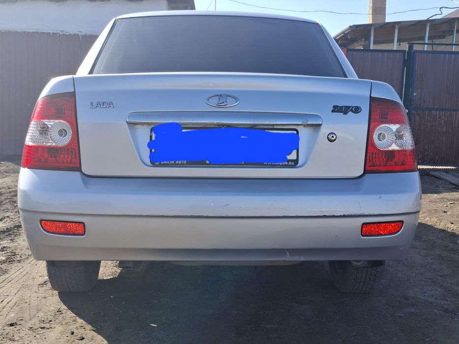 Продам приору ..