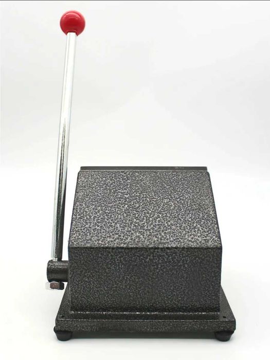 Vizitka keskich / Резак для визиток