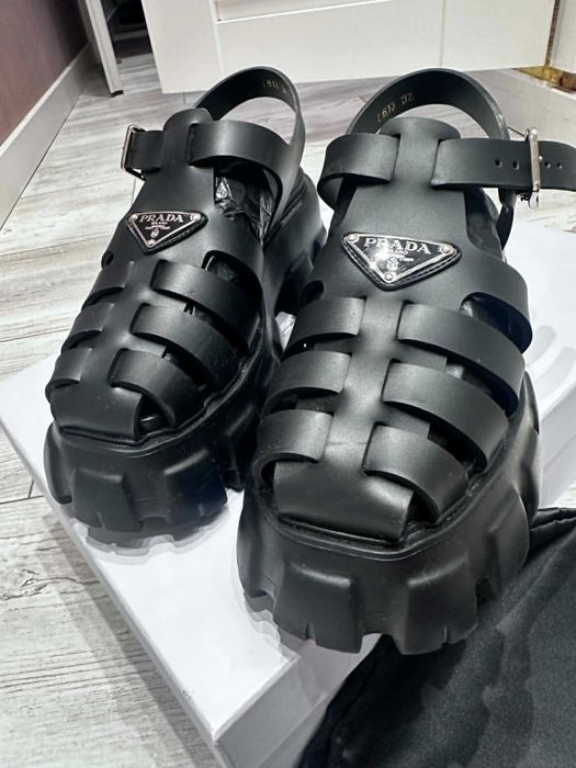 Дамски сандали Prada - 37 номер