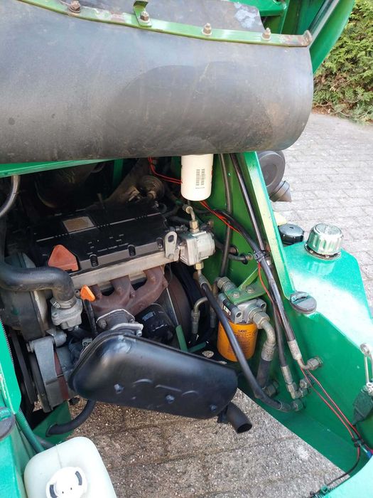 Самоходен шредер-косачка.