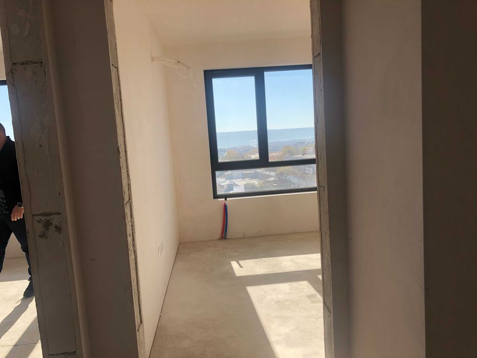 Продава се Двустаен апартамент в Варна, Кайсиева градина - 63 кв.м за 1842 €/кв.м - Снимка #3