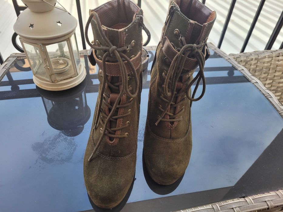 Дамски боти SHOL