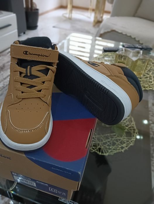 Маратонки на champinon