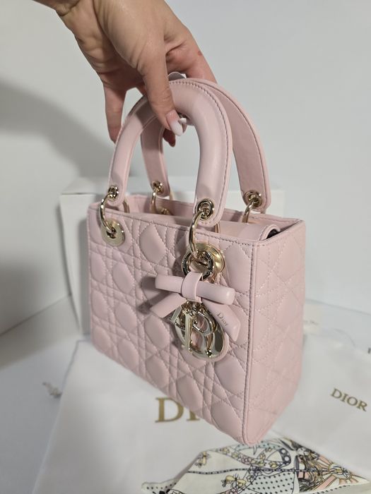 Налична чанта Lady Dior Soupir Pink