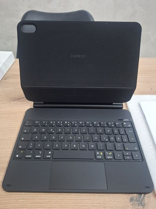 Husa cu tastatura pentru  IPad