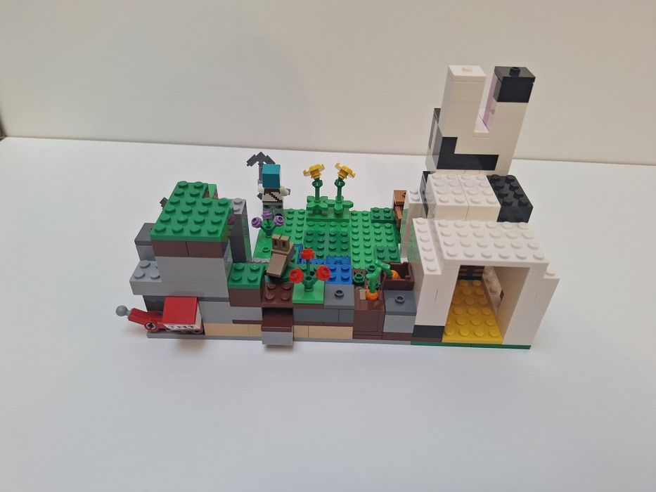 LEGO Minecraft 21181 - Ferma de iepuri/ The Rabbit Ranch - complet