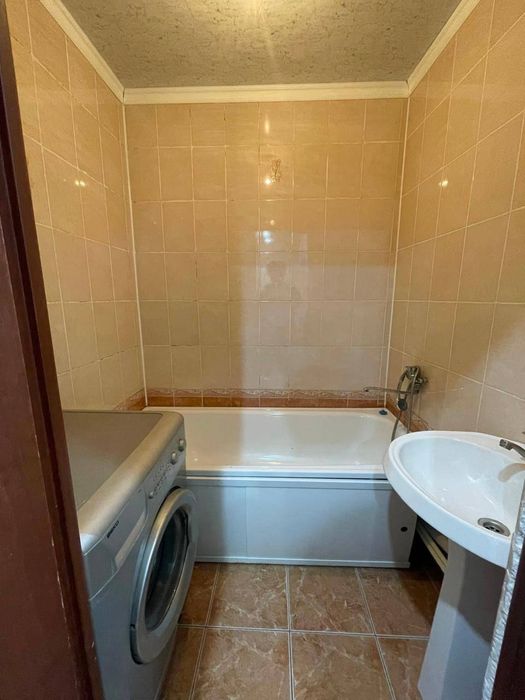 Продам 2 комнатную квартиру