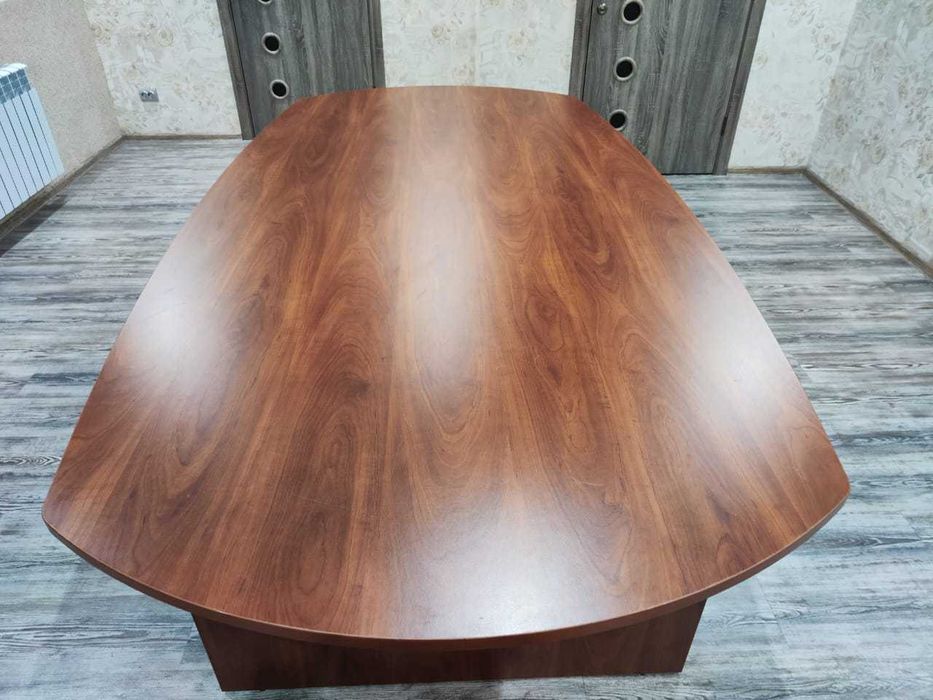 Продам стол, бу в отличном состоянии.