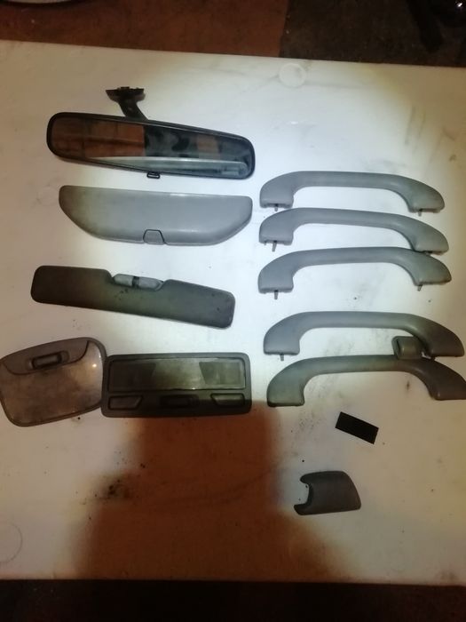 Мицубиси шариот грандис