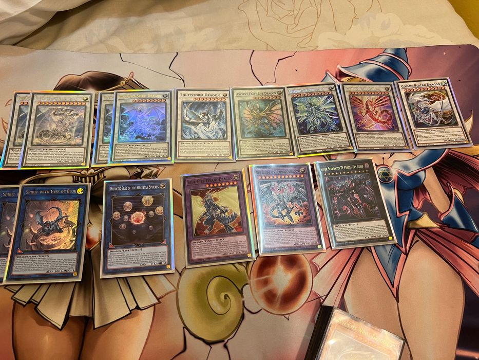 Yu gi oh Blue eyes deck core