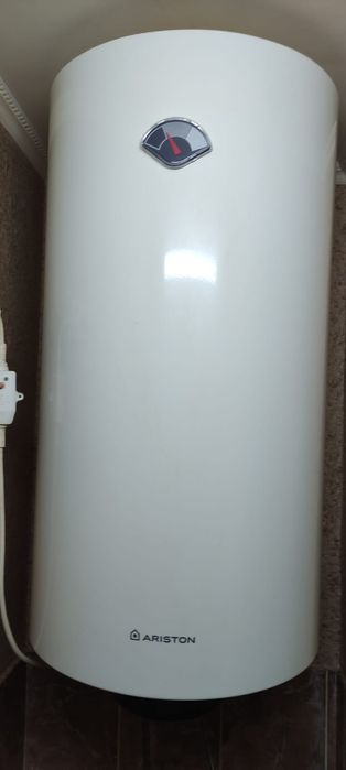 Продам водонагреватель