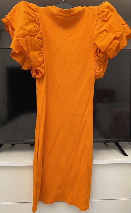 Rochie Zara scurta cu volane la maneci