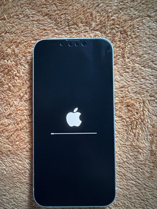 vand iphone 11 64 gb si 13 cu 128 gb