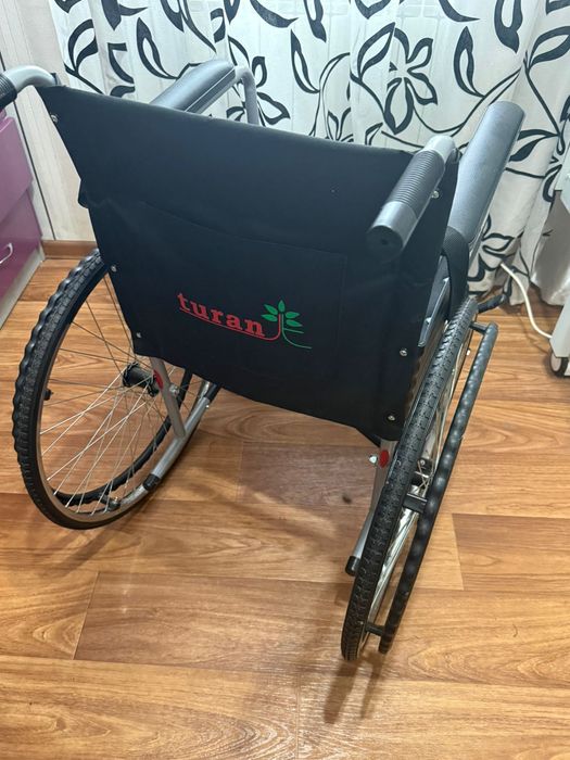 Продам инвалидное кресло